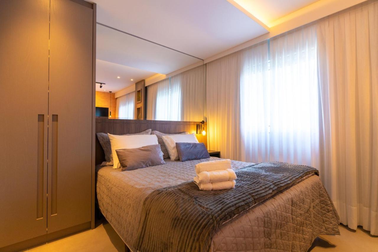 Luxuoso Apto Em Frente Ao Shopping - Piscina, Academia E Sauna Apartamento Curitiba