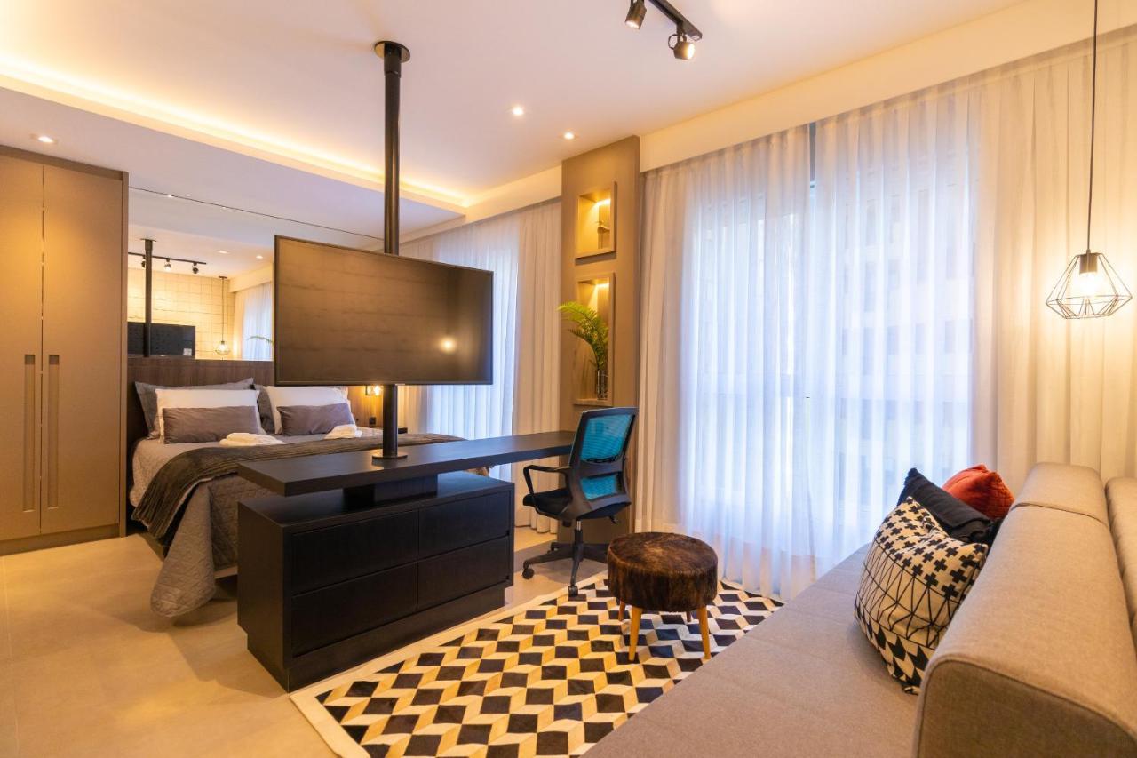 Luxuoso Apto Em Frente Ao Shopping - Piscina, Academia E Sauna Curitiba
