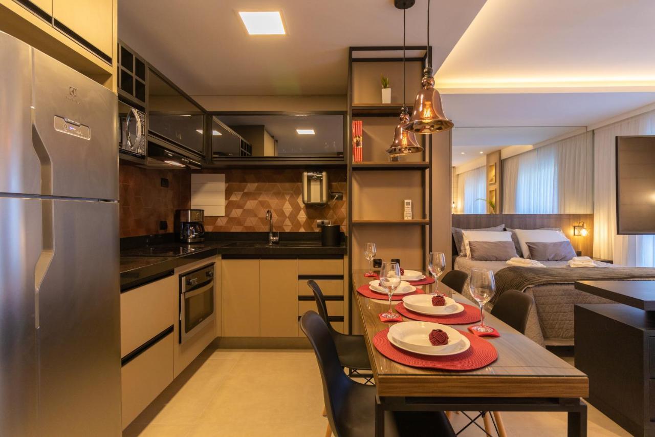 Luxuoso Apto Em Frente Ao Shopping - Piscina, Academia E Sauna * Curitiba